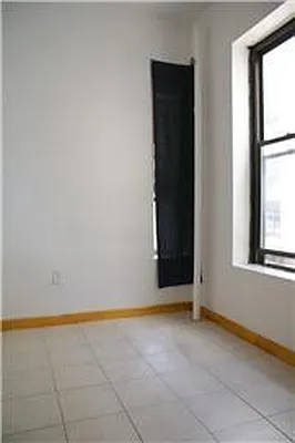 Rented by R New York | media 4