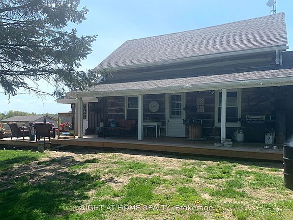 4th image of 217 Fairbairn Rd