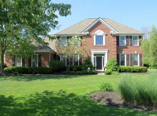 404 Engelwood Ct, Powell, OH 43065