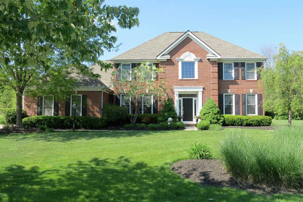 404 Engelwood Ct photo 1