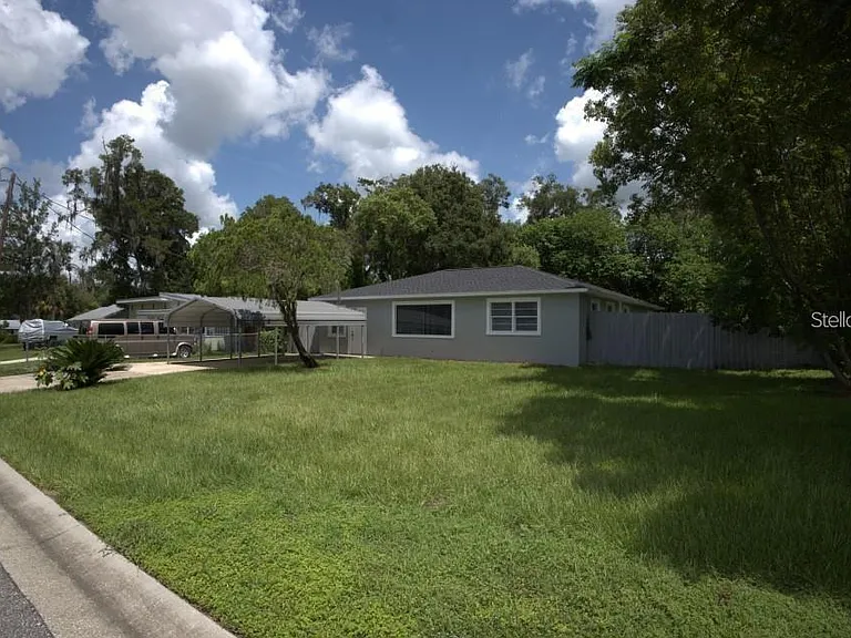 36921 Church Ave — Photo 2