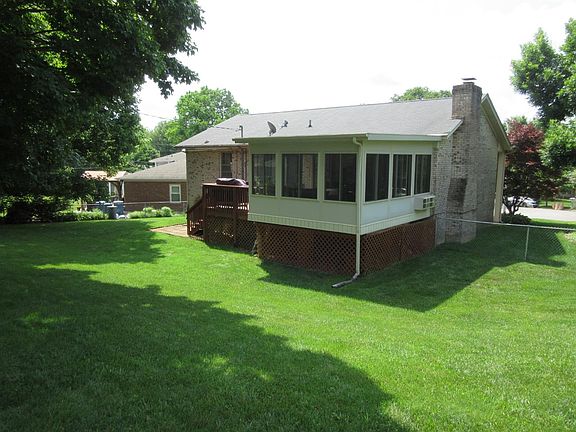 2nd image of 3813 Forsythe Ct