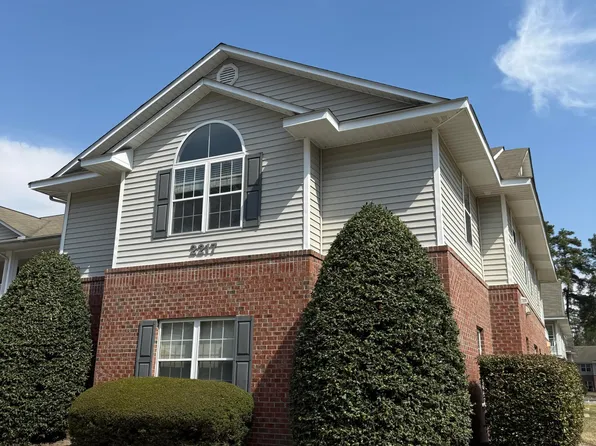2217 Locksley Woods Dr APT H, Greenville, NC 27858
