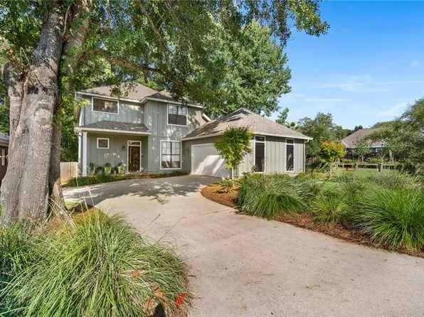 27595 Claiborne Cir, Daphne, AL 36526