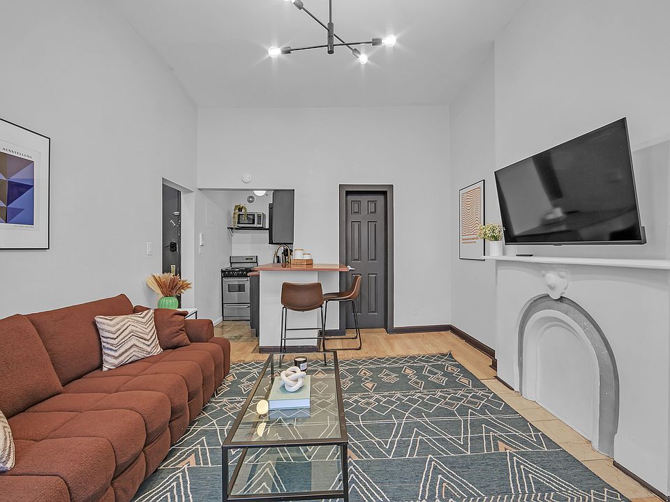 1st image of 336 W 46th St APT 3F