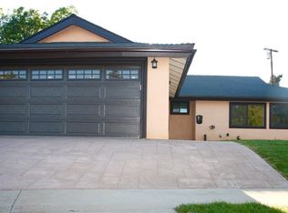 9741 Sari Pl, North Hills, CA 91343