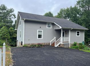 299 W Ridge Dr, Bryson City, NC 28713