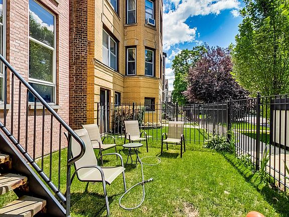 3rd image of 2447 N Talman Ave #1