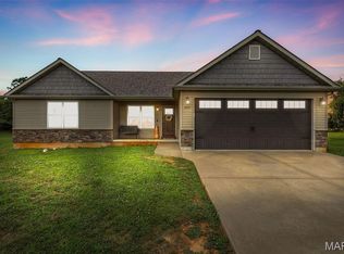 445 N Haven Dr, Farmington, MO 63640