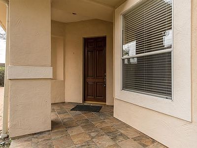3rd image of 306 Waterford Way