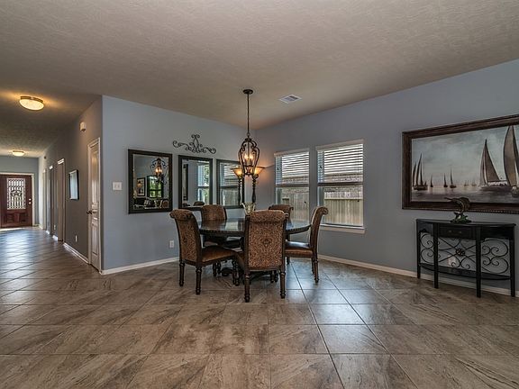 5th image of 7030 Twin Creek Dr