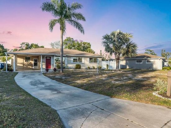 2207 Holyoke Ave, Bradenton, FL 34207