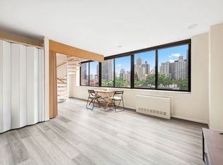 300 E 90th St APT 9A, New York, NY 10128