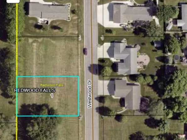 310 Westwood Dr, Redwood Falls, MN 56283