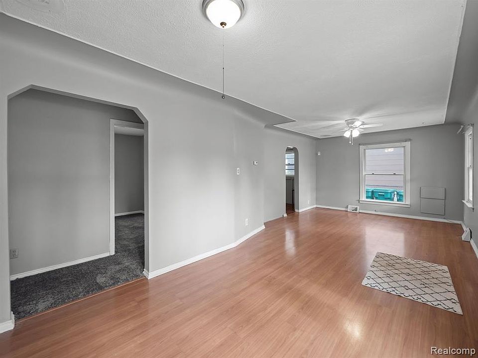 29472 Bridge St Garden City, MI Zillow Apartments for Rent in