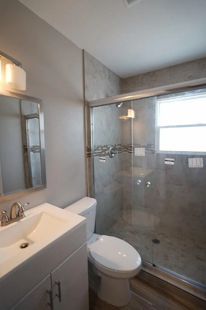 2 bed, 1.0 bath, 1100 sqft, $1,850 — Photo 4