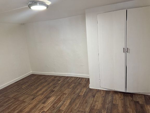 5th image of 851 White Ave #1