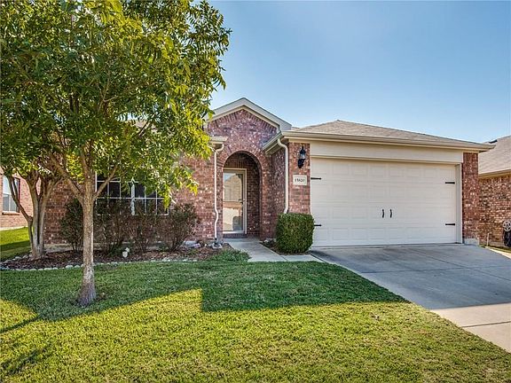 2nd image of 15820 Coyote Hill Dr