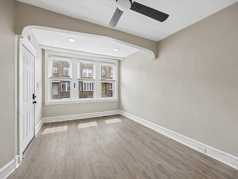 1117 Rosalie St — Photo 4