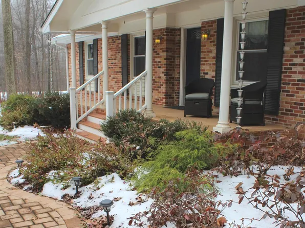 20831 Evergreen Mills Rd, Leesburg, VA 20175