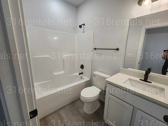 4th image of 8729-8731 E Summerside Pl