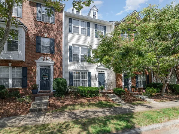 11908 Chelton Ridge Ln, Charlotte, NC 28277