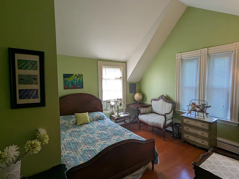 14 Highland Ave — Photo 60