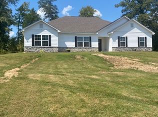 29 Veterans Ct, Fort Mitchell, AL 36856