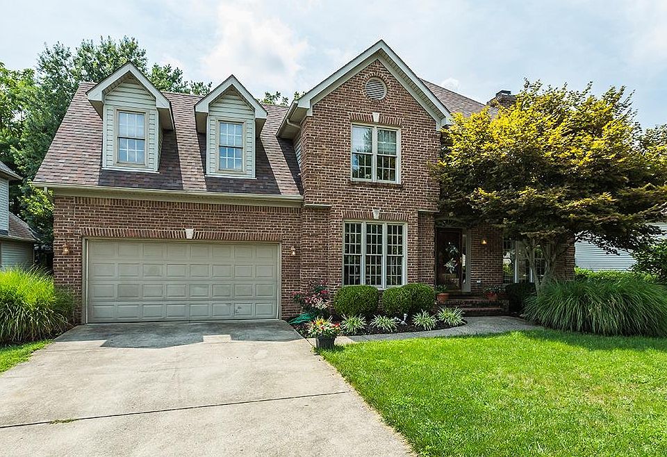1st image of 3748 Broadmoor Dr