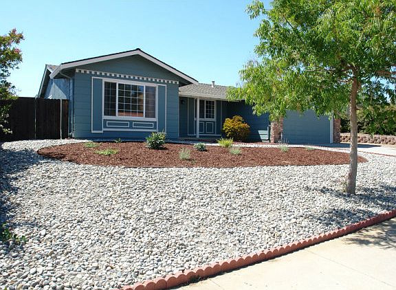 2nd image of 3909 Edenwood Dr