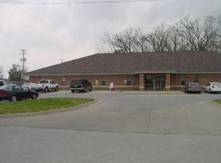 1419 E Church St, Aurora, MO 65605