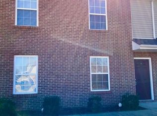 5 Black Jack Way APT F, Clarksville, TN 37040