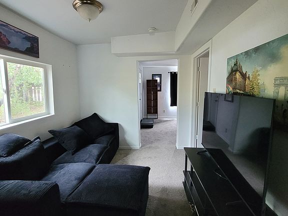 5th image of 128 1/2 E 3rd St