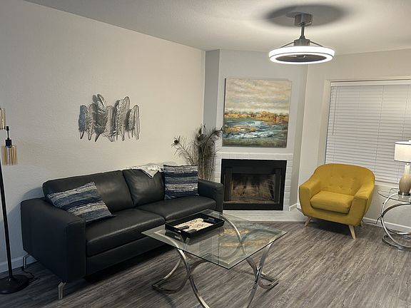 2nd image of 921 W University Dr Unit 1026