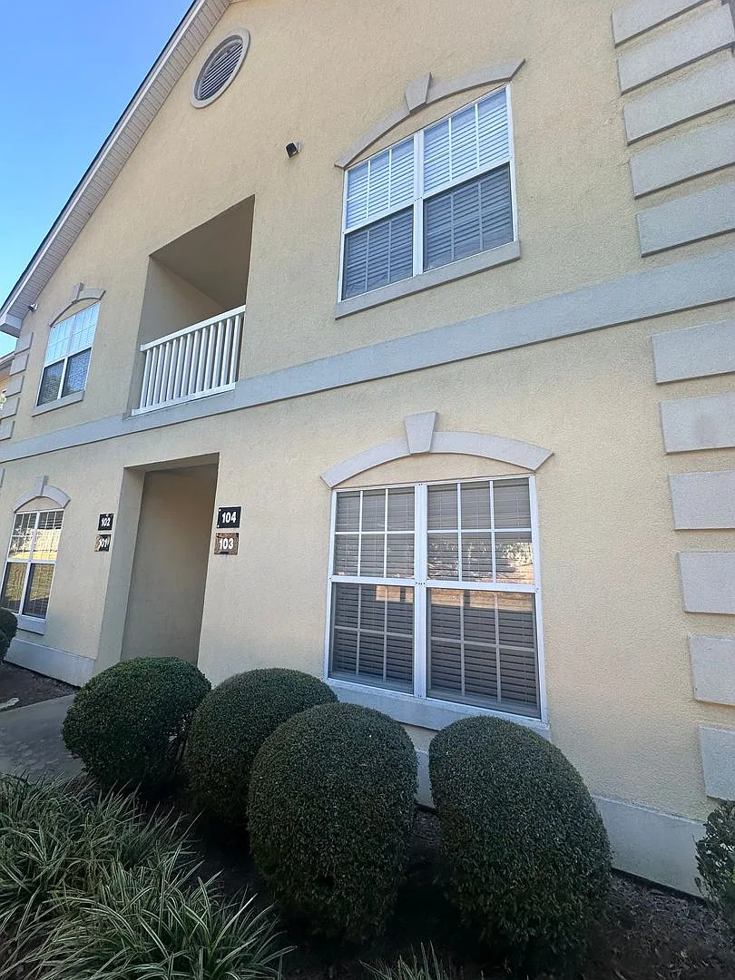2 Bed, 2 Bath Condo in Downtown Gainesville — Photo 2