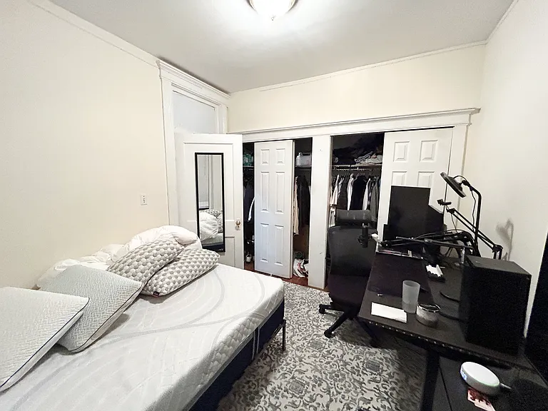 38-40 Hemenway St #3 — Photo 9