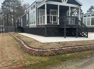 21501 W Hammond Dr, Porter, TX 77365