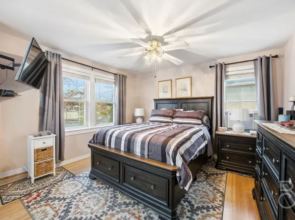 38-22 Clearview Expressway image 13 of 24