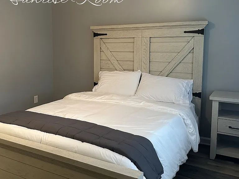 126 Lullwater Dr #B — Photo 13