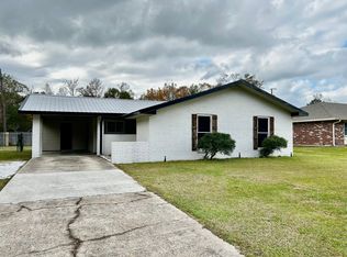 212 Dogwood Dr, Deridder, LA 70634