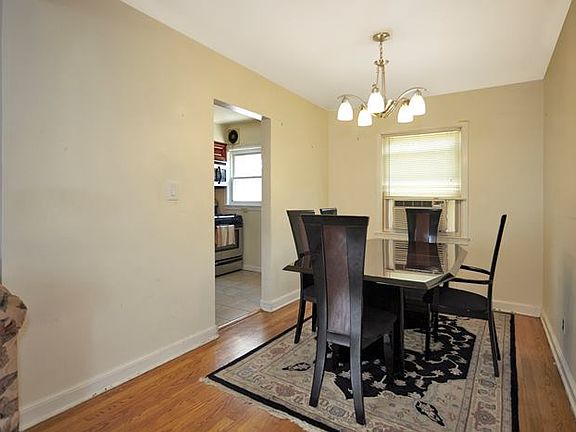 4th image of 285 Fairfield Ave