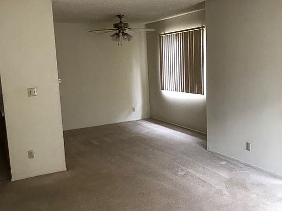2nd image of 1207 N Columbus Ave APT 201