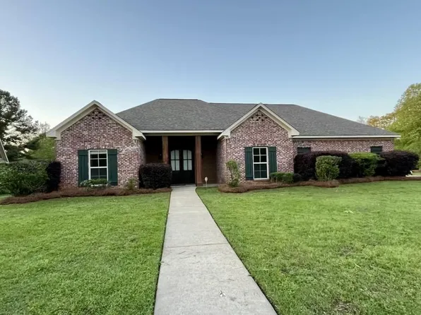 120 Bear Creek Cir, Canton, MS 39046