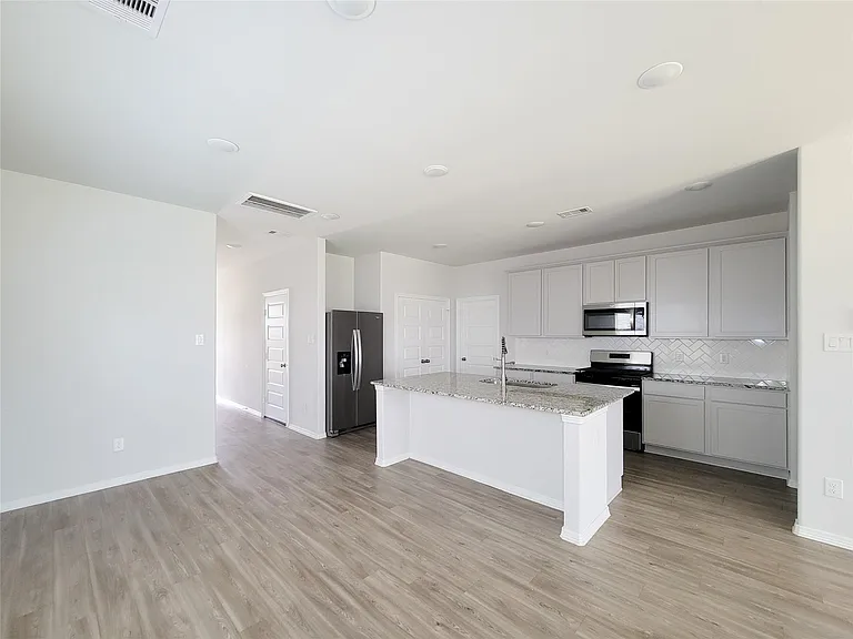 23330 Kinsfolk Dr — Photo 7
