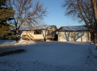 1102 E 7th St, Webster, SD 57274