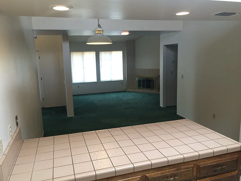 7131 Hanover Cir — Photo 4