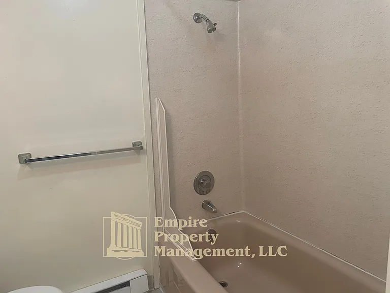 2375 Adams St — Photo 11
