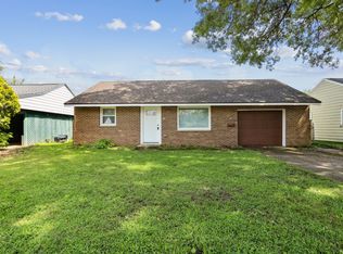 714 Bethume Ct, Champaign, IL 61820