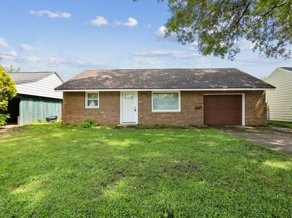 714 Bethume Ct, Champaign, IL 61820