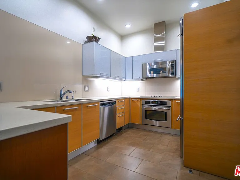 801 S Grand Ave #1503 — Photo 29